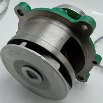 D6D / D6Eボルボの予備品EC210B 20726092の掘削機の水ポンプ